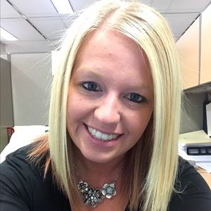 Meet your Posher, Teresa